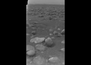 First_images_from_Titan_large